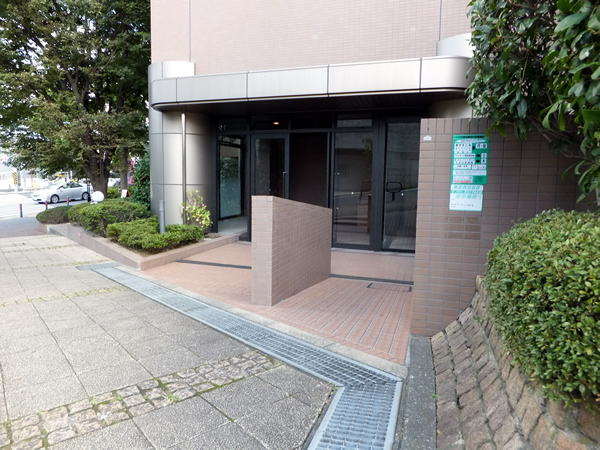 アドリーム大倉山の外観