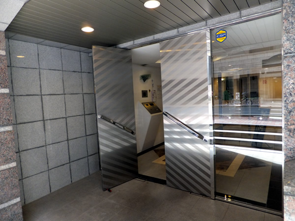 パレステュディオ銀座1丁目の外観