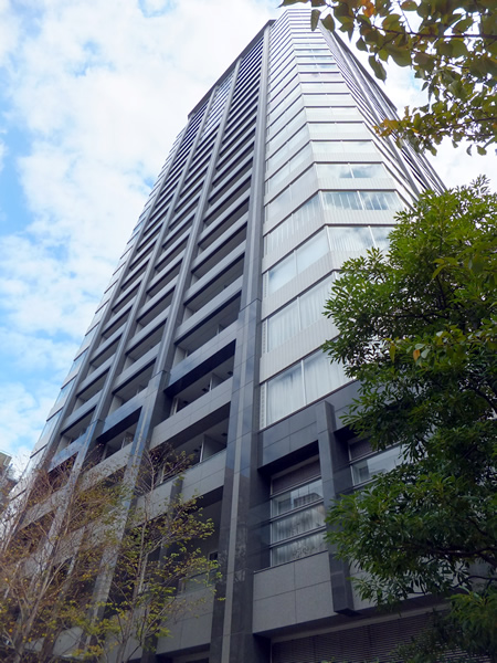 銀座タワーの外観