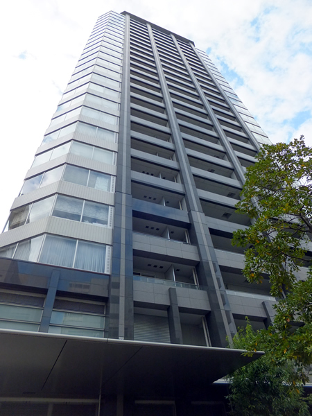 銀座タワーの外観