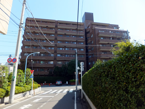 新神楽坂ハウスの外観