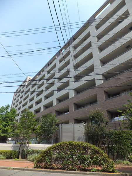 トワイシア用賀エアリーレジデンスの外観