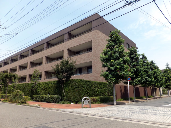 トワイシア用賀パークフロントレジデンスの外観