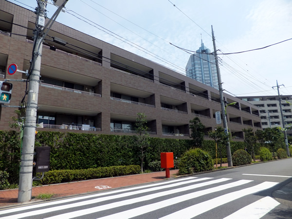 トワイシア用賀パークフロントレジデンスの外観