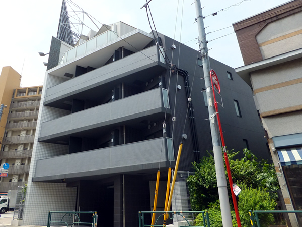 グランドコンシェルジュ用賀アジールコートの外観