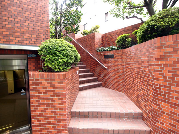 ハウス南青山の外観