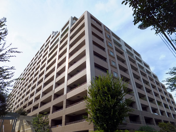 マナーズフォートノーブルテラスの外観