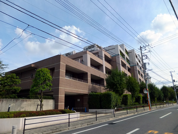 マナーズフォートノーブルテラスの外観