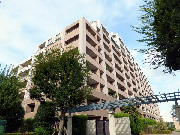 マナーズフォートノーブルテラスの外観