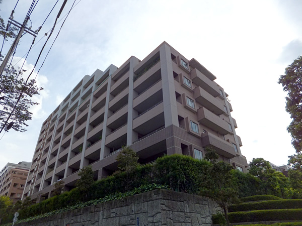 マナーズフォートノーブルテラスの外観