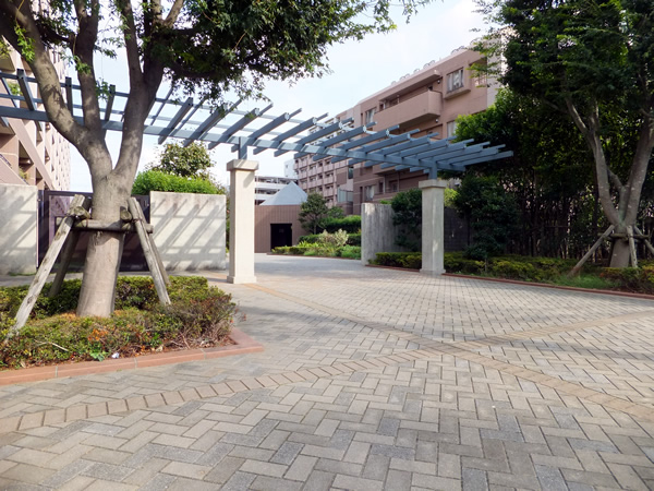 マナーズフォートノーブルテラスの外観