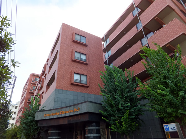 ライオンズガーデン東武練馬2番館の外観