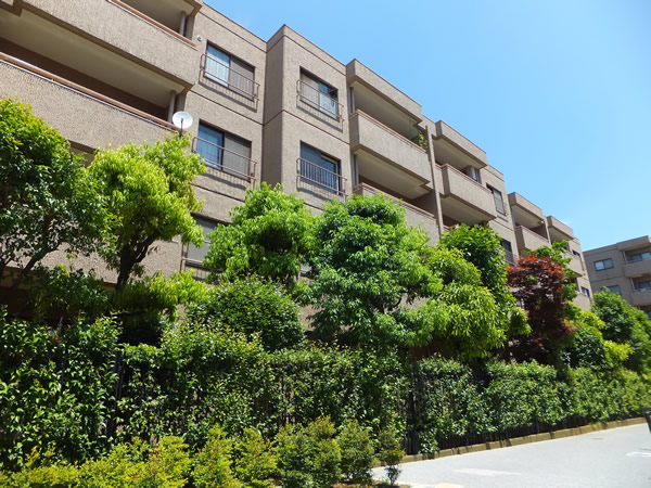 コートハウス玉川1号棟の外観