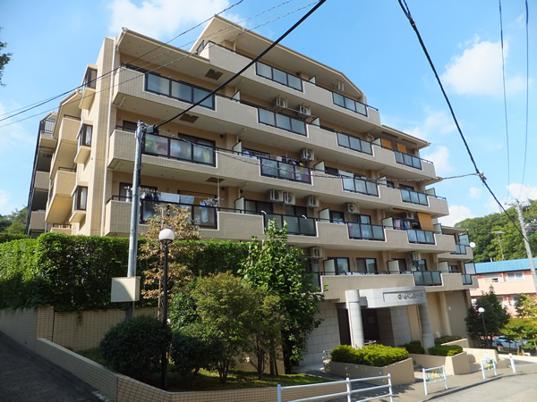 グリーンコート古淵の外観