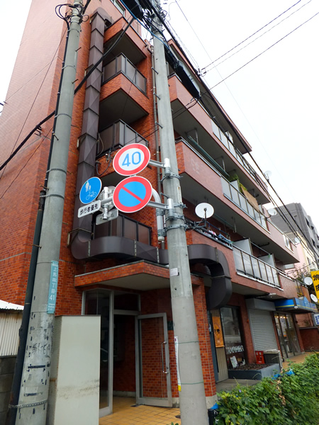 ニューウェルハイツ上馬の外観