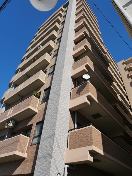 マイキャッスル平塚ロイヤルステージの外観