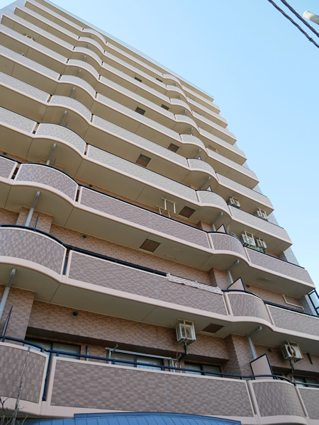 マイキャッスル平塚ロイヤルステージの外観