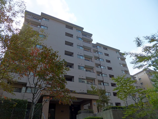 港北ファミールハイツ8の外観