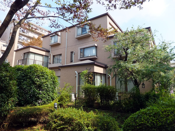 港北ファミールハイツ３号棟の外観