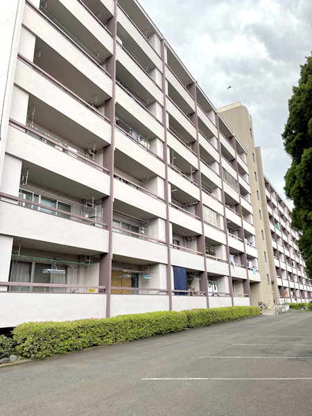 綱島住宅の外観