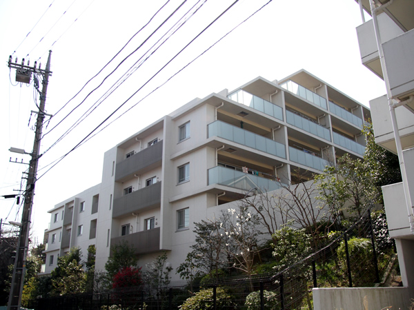 プラウド宮崎台の外観