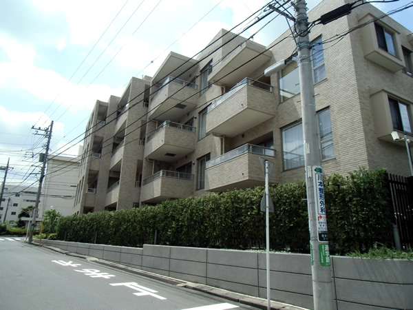 ヴィークコート宮前平の外観