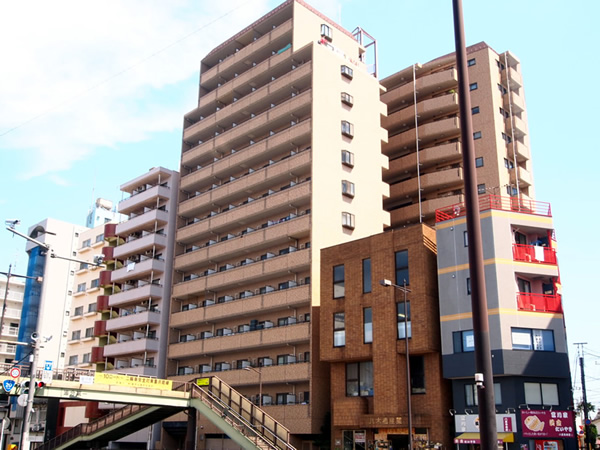 朝日八王子マンションの外観