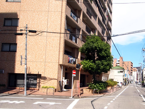 朝日八王子マンションの外観