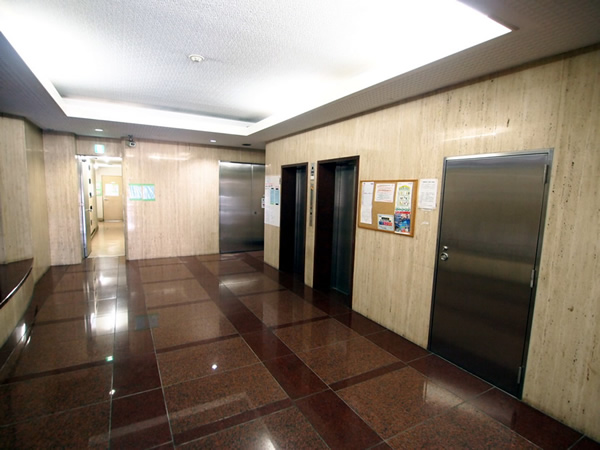 朝日八王子マンションの外観