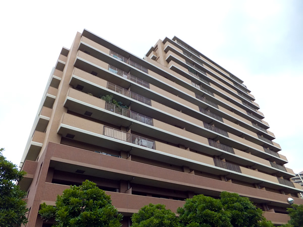 メイフェアパークス　Ｍ’ｓ　ＭＯＲＥＦ棟の外観