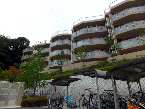 バースシティ溝の口エアーズの外観