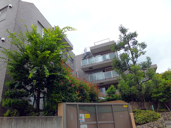 セブンフォレストヒルアゼリアコートの外観