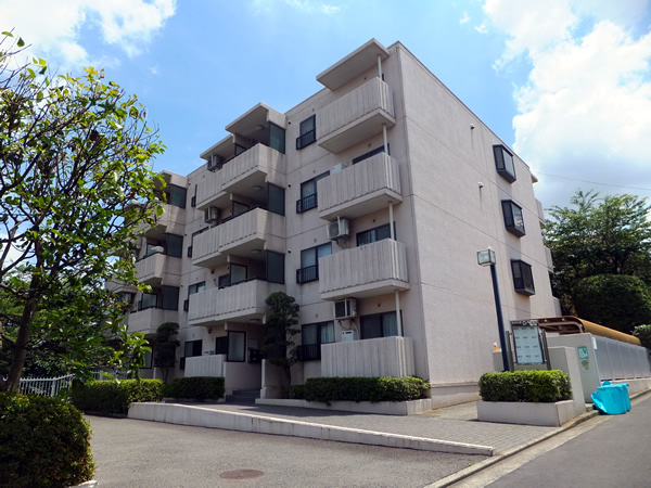 東急ドエルあざみ野ロベリアの外観