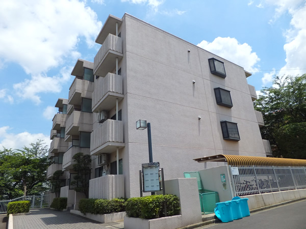 東急ドエルあざみ野ロベリアの外観