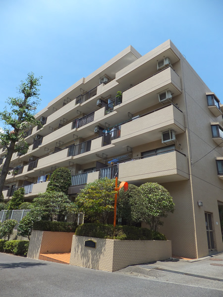 ウェルハイムあざみ野の外観