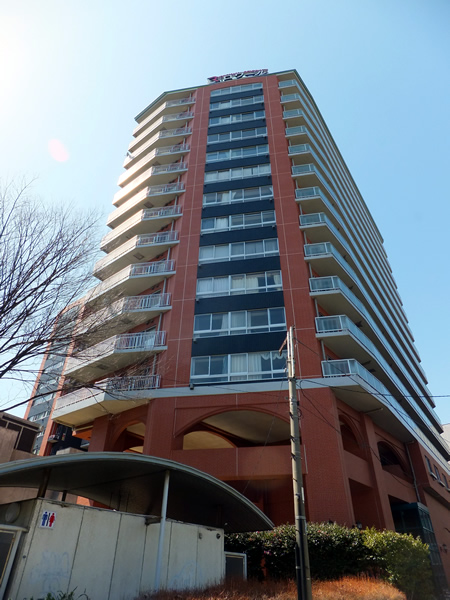 ロワール横浜レムナンツの外観