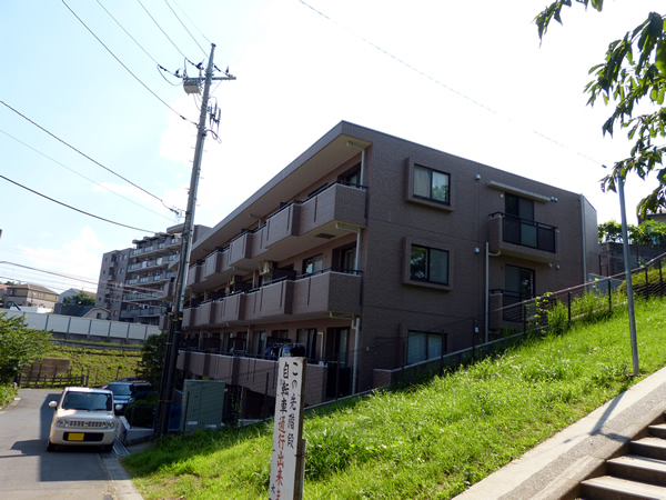 ロワレールつきみ野の外観