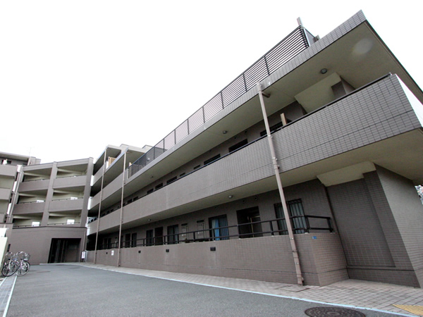 等々力緑地西ガーデンハウスの外観