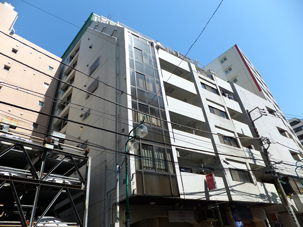 横浜ユニハイムビルの外観