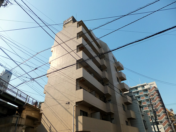 菱和パレス横浜壱番館の外観