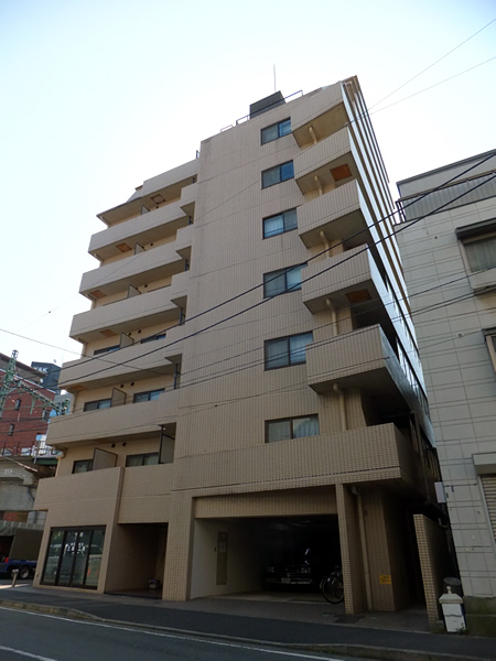 菱和パレス横浜壱番館の外観