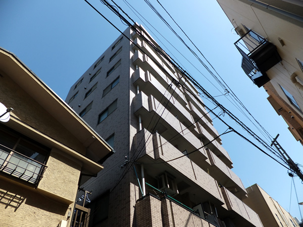 アールケープラザ横浜2の外観