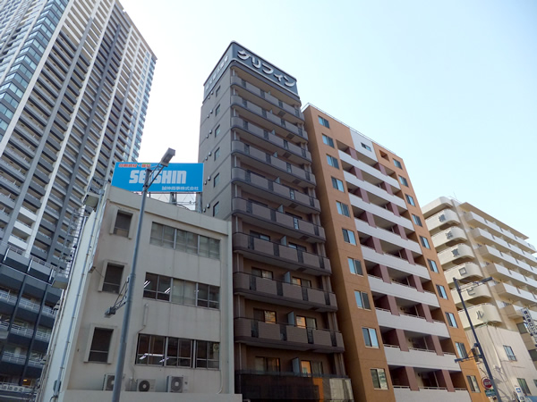 グリフィン横浜東口の外観