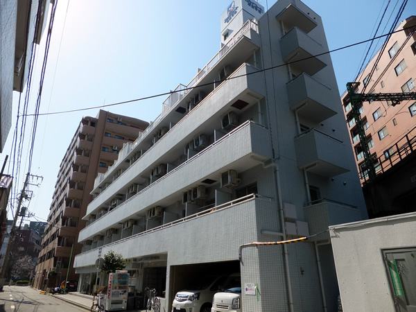 スカイコート横浜平沼の外観