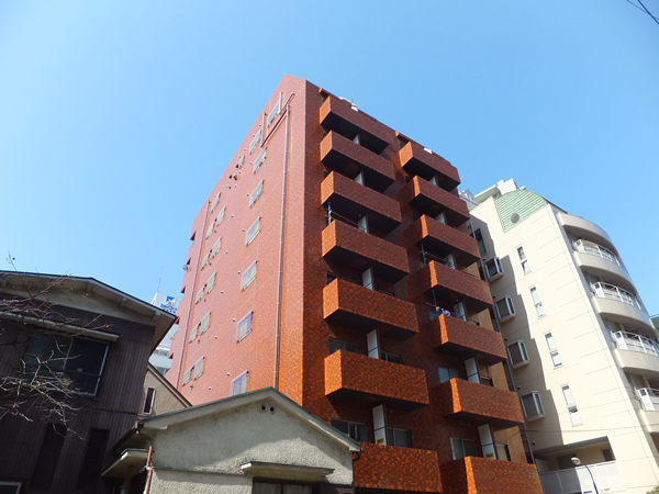 ライオンズマンション平沼の外観