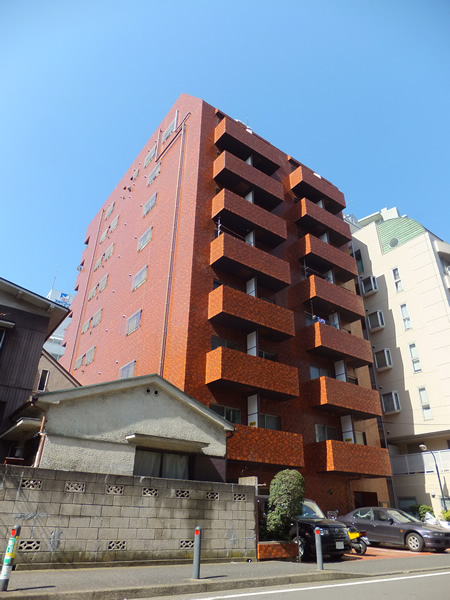 ライオンズマンション平沼の外観