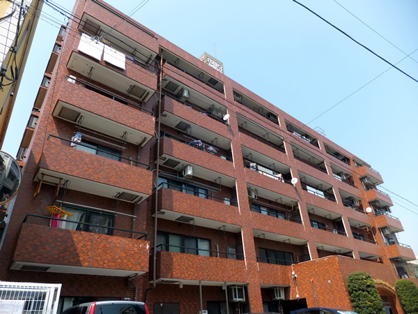 ライオンズマンション横浜第2A館の外観