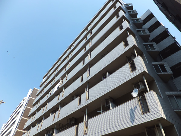 モンテベルデ第２横浜の外観