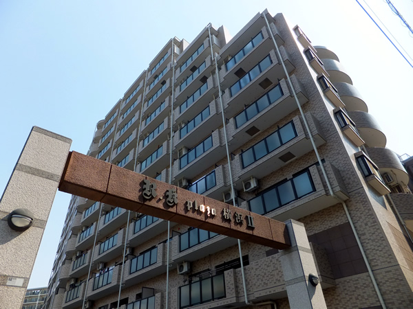 アールケープラザ横浜2の外観