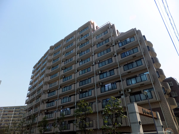 アールケープラザ横浜2の外観